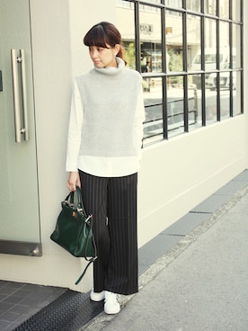 「rous（ラス）のアイテム（パンツ）」を使った、MARIKOさん（レディース・168cm）の秋コーディネート