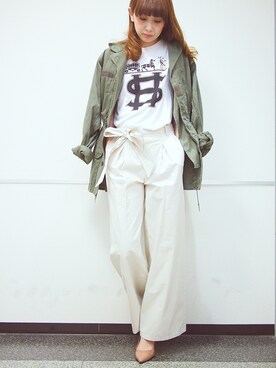 「rous（ラス）のアイテム（パンツ）」を使った、MARIKOさん（レディース・168cm）の冬コーディネート