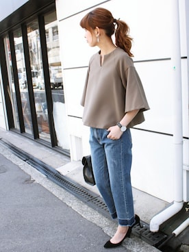 「rous（ラス）のアイテム（パンツ）」を使った、MARIKOさん（レディース・168cm）の春コーディネート