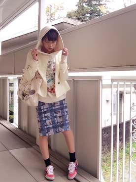 「HERE'S（HERE'S）のアイテム（ナイロンジャケット）」を使った、Sioriさん（レディース・164cm）の春コーディネート
