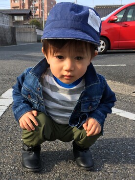 「BeBe（ベベ）のアイテム（キャップ）」を使った、TOTAさん（キッズ・90cm）の冬コーディネート