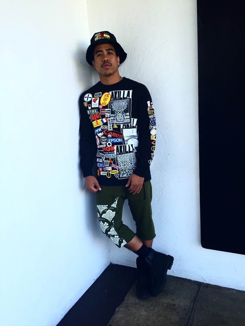 「ErickDeVera、MOOKEE BY YUSKE、STYLE、WEARBOOKエントリー、fashion、MOOKEESTYLE、mookeebrigade」｜「MOOKEE by Yuskeのアイテム（ハット、ブラック系）」を使った、Erick DeVeraさん（メンズ・173cm）の秋コーディネートの1枚目の写真