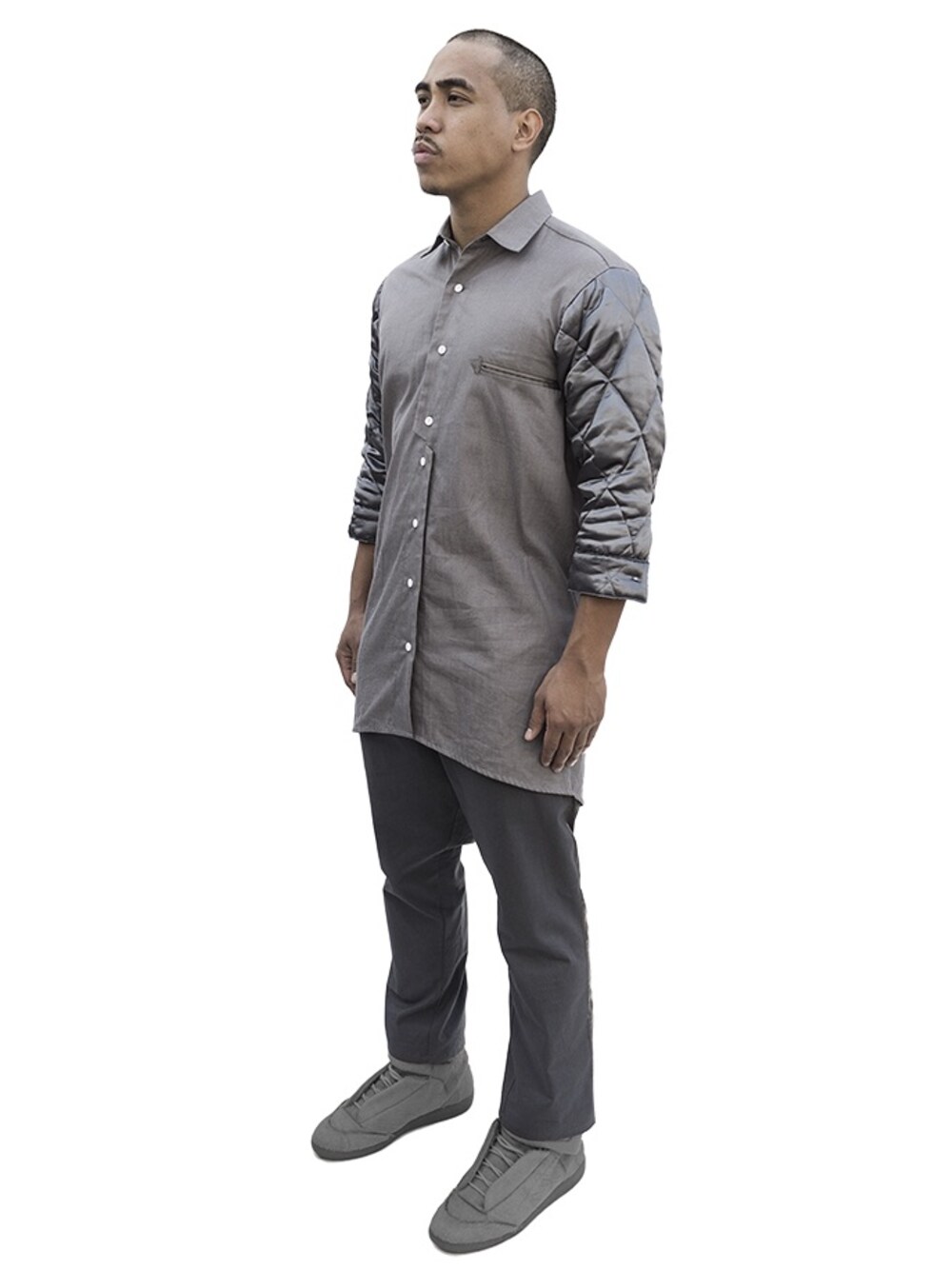 「ErickDeVera、MOOKEE BY YUSKE、MOOKEESTYLE、fashion、WEARBOOKエントリー、Japan、LOVE、STYLE」｜「MOOKEE by Yuskeのアイテム（アンサンブル、グレー系）」を使った、Erick DeVeraさん（メンズ・173cm）の秋コーディネートの1枚目の写真