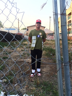 Erick DeVeraさんのコーディネート