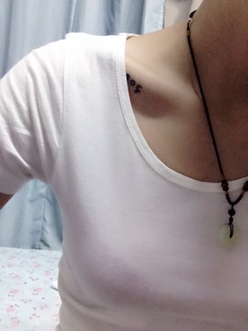 「ZARA（ザラ）のアイテム（Tシャツ/カットソー、ホワイト系）」を使った、落花迷人_XQさん（レディース）の冬コーディネート