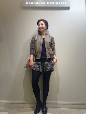「Abahouse Devinette（ドゥヴィネット）のアイテム（ジャケット/アウター）」を使った、MINAKOさん（レディース・155cm）の秋コーディネート