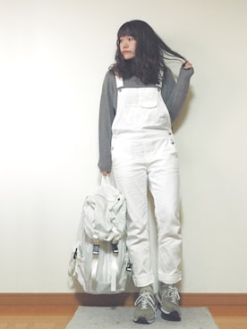 「GU（ジーユー）のアイテム（サロペット/オーバーオール）」を使った、かほこ。さん（レディース・161cm）の春コーディネート