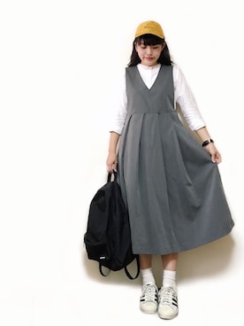 「salut!（サリュ!）のアイテム（キャップ）」を使った、かほこ。さん（レディース・161cm）の秋コーディネート