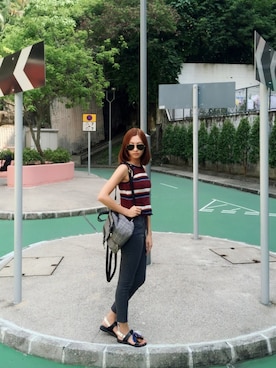 「アイテム（ベスト、レッド系）」を使った、MisssIVYさん（レディース・162cm）の秋コーディネート