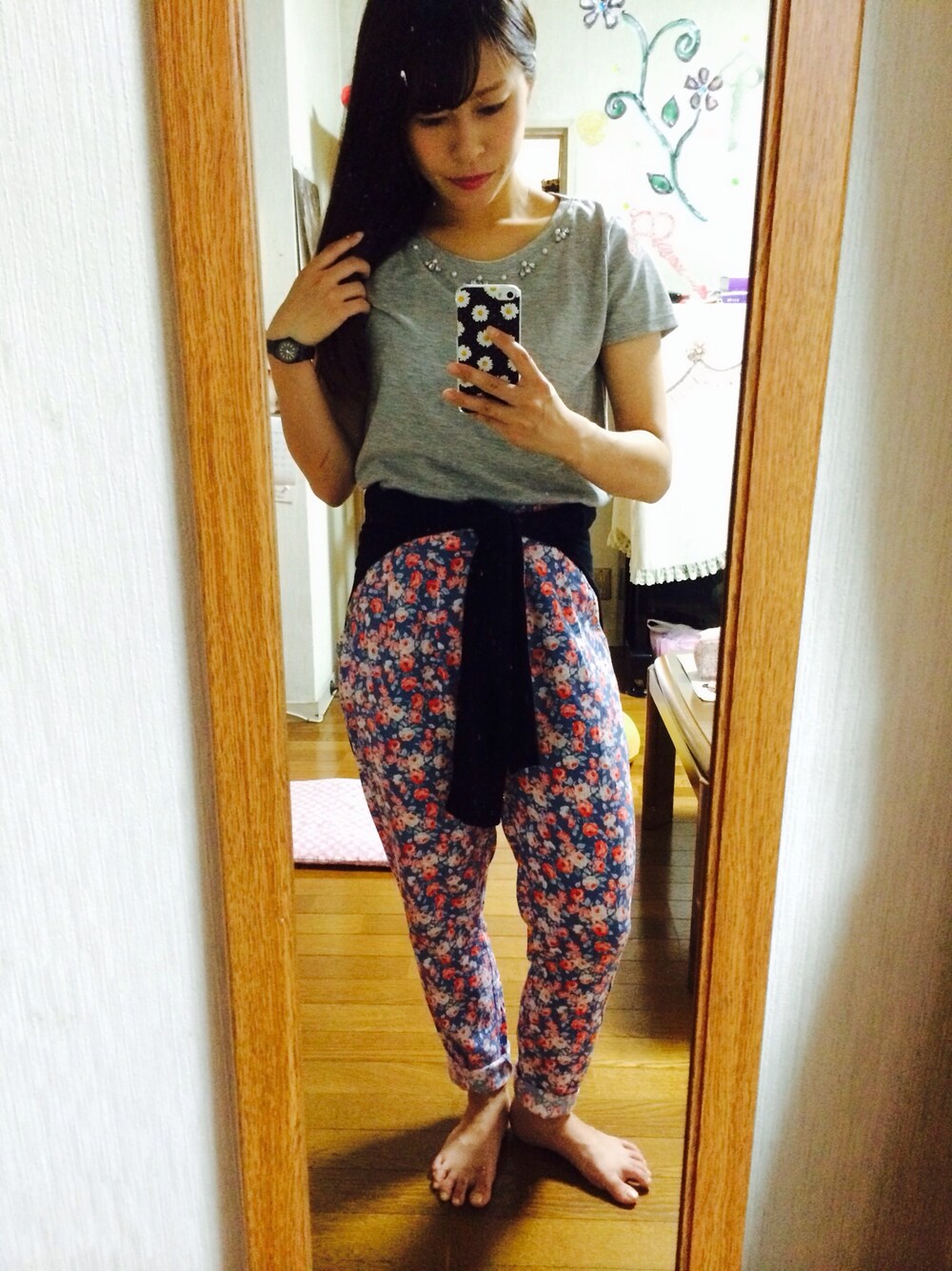 「ゆるコーデ、dazzlin、jouetie、LOWRYS FARM、ｶｰﾃﾞｨｶﾞﾝ巻き」｜「dazzlinのﾋﾞｼﾞｭｰﾈｯｸ前結びTｼｬﾂ（Tシャツ/カットソー、グレー系）」を使った、mikiさん（レディース・151cm）の夏コーディネートの1枚目の写真