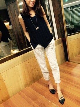 「MIXXO（ミッソ）のアイテム（スラックス）」を使った、eVonne芯さん（レディース・165cm）の秋コーディネート