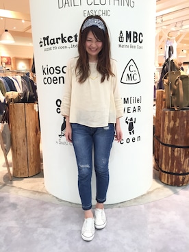 「coen（コーエン）の【Market】楊柳レースブラウス（シャツ/ブラウス、ベージュ系）」を使った、coen ちょざさん（レディース・162cm）の春コーディネート