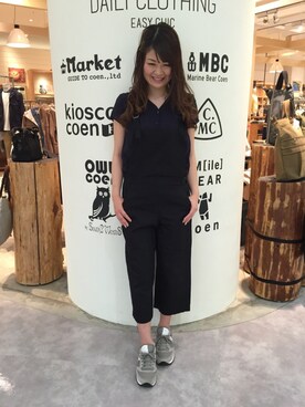 「coen（コーエン）のワイドサロペット1（サロペット/オーバーオール、ブラック系）」を使った、coen ちょざさん（レディース・162cm）の春コーディネート