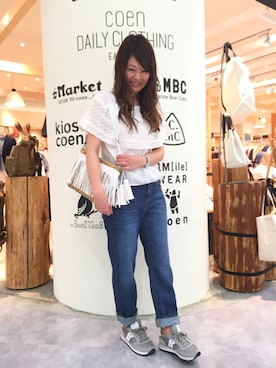 「coen（コーエン）の【Market】2WAY楊柳レースオフショルダーブラウス（シャツ/ブラウス、ホワイト系）」を使った、coen ちょざさん（レディース・162cm）の春コーディネート