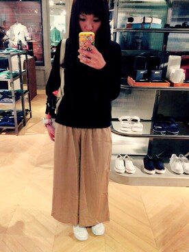 「UNIQLO（ユニクロ）のアイテム（ニット/セーター、ブラック系）」を使った、mayuさん（レディース・156cm）の春コーディネート