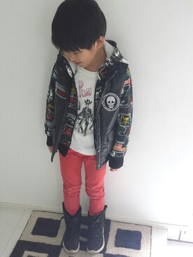 パーカーを使った ド派手 の人気ファッションコーディネート Wear