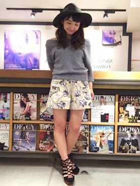 「アイテム（パンツ、イエロー系）」を使った、DEICYさん（レディース・158cm）の秋コーディネート