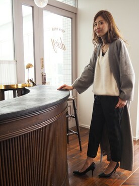 「ストライプパンツ」｜「アイテム（ダウンジャケット/コート）」を使った、DEICYさん（レディース・161cm）の秋コーディネート