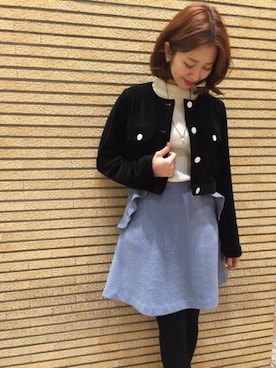 「ブルー」｜「アイテム（ノーカラージャケット）」を使った、DEICYさん（レディース・159cm）の冬コーディネート