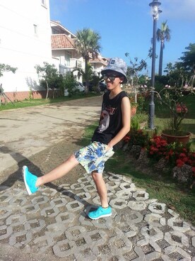 「アイテム（レインシューズ、ブルー系）」を使った、Carol Sun👆さん（レディース・160cm）の冬コーディネート