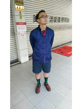 「blue」｜「アイテム（カーゴパンツ）」を使った、Chang Whiteさん（メンズ・173cm）の秋コーディネート