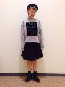 「Acne Studios（アクネストゥディオズ）のアイテム（スウェット）」を使った、SAKKOさん（レディース・165cm）の秋コーディネート