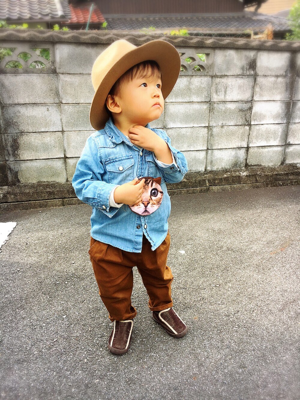 「キッズコーデ、男の子コーデ、シンプル、2歳、ハット、地味ーズ。」｜「Right-onの【MPS】フェルトハットをオンしてワイルドに！！（ハット、ベージュ系）」を使った、NiiCooさん（キッズ・90cm）の秋コーディネートの1枚目の写真