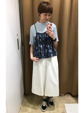 「お買い物」｜「アイテム（アナログ腕時計）」を使った、ジュリさん（レディース・163cm）の春コーディネート