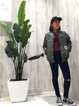 「SpRay（スプレイ）のアイテム（キャップ）」を使った、SpRay名古屋茶屋店さん（レディース・166cm）の秋コーディネート