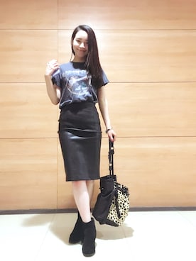 「Alexander McQueen（アレキサンダーマックイーン）のアイテム（かごバッグ）」を使った、Joさん（レディース・160cm）の秋コーディネート