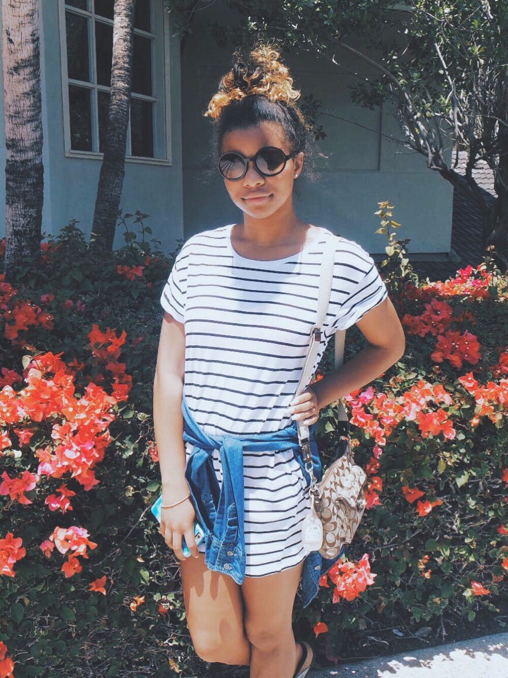 「ootd、outfit、summer、hawaii、dress、tshirt dress、stripe」｜「H&Mのアイテム（ドレス、その他）」を使った、queen brendi ♛さん（レディース・163cm）の夏コーディネートの1枚目の写真