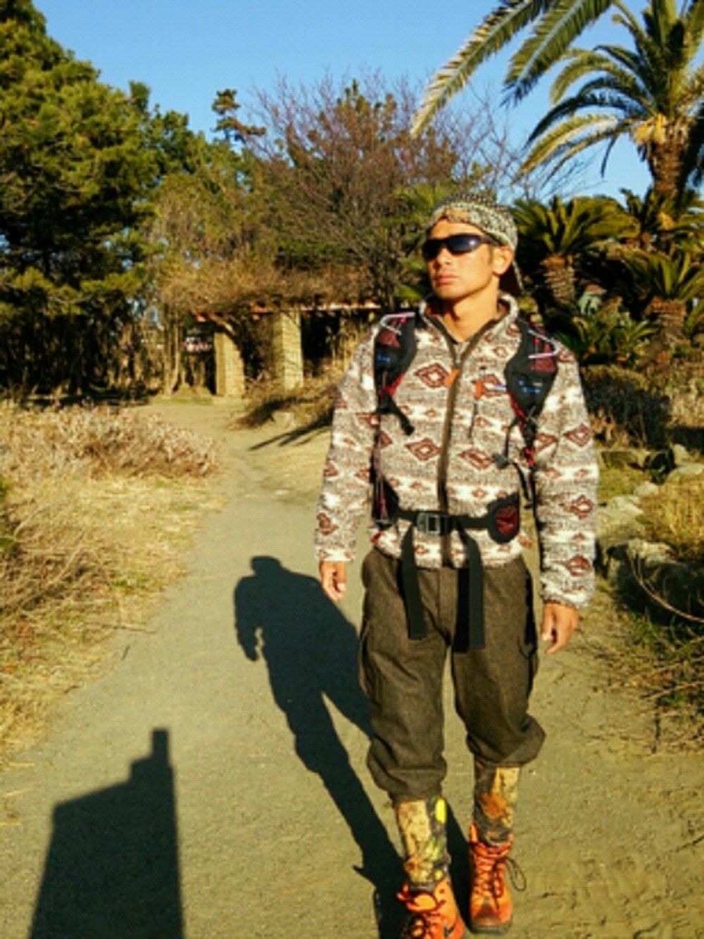 「バックパック、スポーツミックス」｜「BEAMSのPatagonia / Classic Retro-X Cardigan（カーディガン/ボレロ、ブラウン系）」を使った、木夕ヰ™さん（メンズ・165cm）の冬コーディネートの1枚目の写真