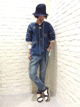 「orSlow（オアスロウ）のアイテム（トップス）」を使った、ビームス 神戸さん（メンズ・183cm）の春コーディネート