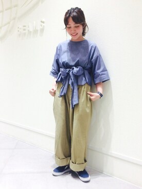 「アイテム（アナログ腕時計、その他）」を使った、ビームス 神戸さん（レディース・151cm）の春コーディネート