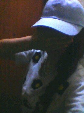 「DING（ディング）のアイテム（キャップ）」を使った、砂里佳さん（レディース・157cm）の夏コーディネート