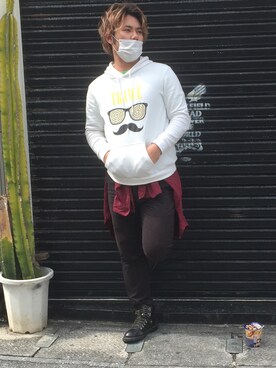 ぷーりょ。[美容学生]さんのコーディネート