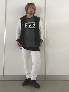 ぷーりょ。[美容学生]さんのコーディネート