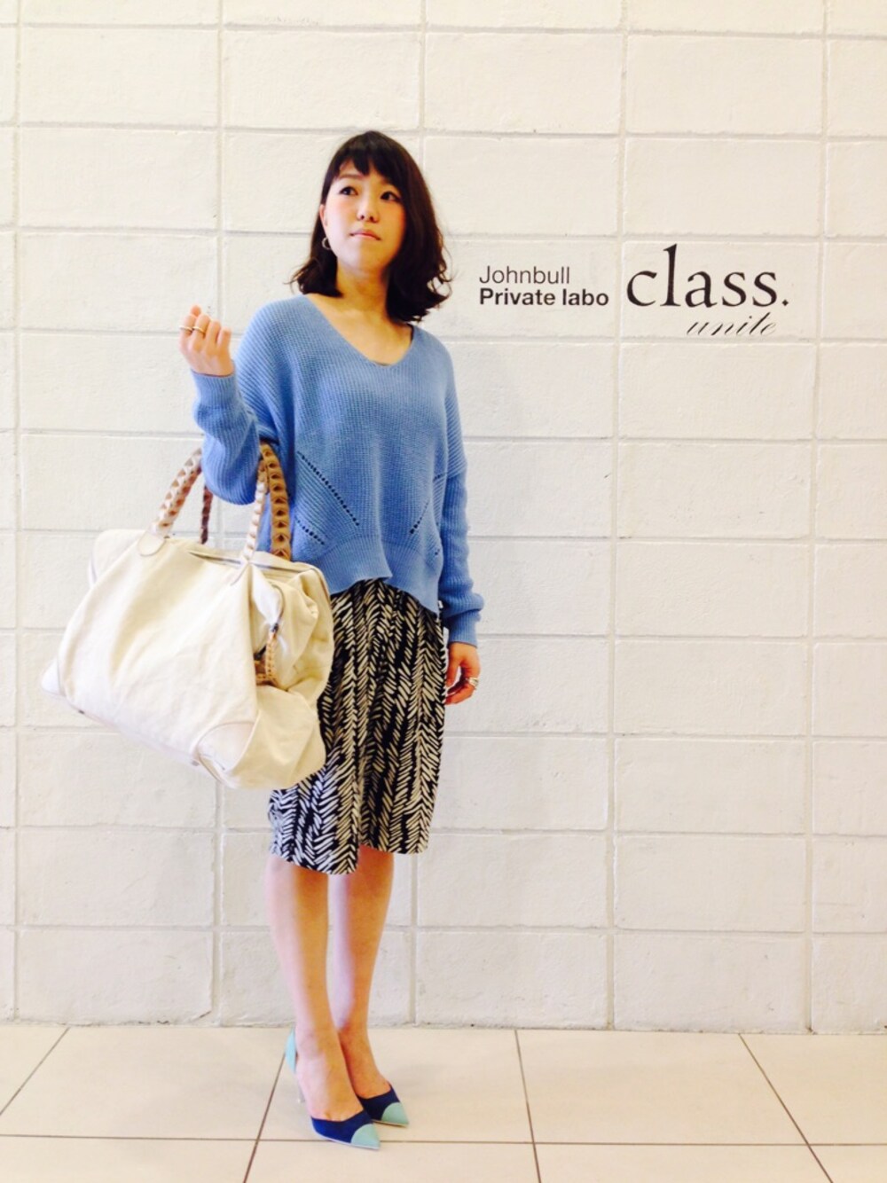 「リラックススタイル、リゾートスタイル、Johnbull Private labo、DUL DE VERRE、HOFMANN」｜「春ニット（ニット/セーター、ブルー系）」を使った、Moooさん（レディース・158cm）の春コーディネートの1枚目の写真