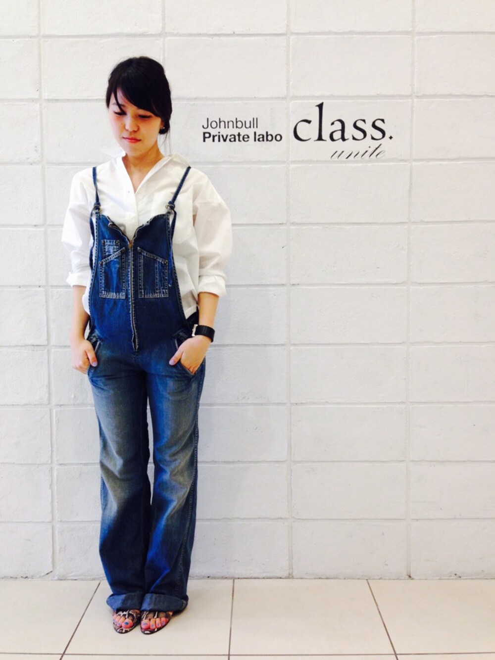 「デニム、サロペット、johnbull、Johnbull Private labo」｜「Johnbull Private laboのデニムサロペット（サロペット/オーバーオール、ブルー系）」を使った、Moooさん（レディース・158cm）の夏コーディネートの1枚目の写真
