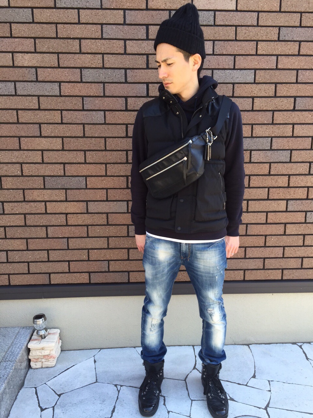 COACH コーチダウンジャケット/ダウンベスト COACHのダウンベストを使った人気ファッションコーディネート - WEAR