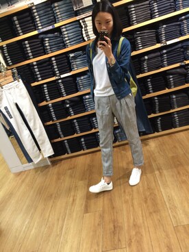 「アイテム（アナログ腕時計、ピンク系）」を使った、Jhen さん（レディース・163cm）の冬コーディネート