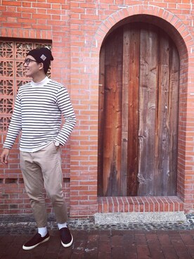 「UNIQLO（ユニクロ）のアイテム（シャツ/ブラウス、ブラック系）」を使った、Yongさん（メンズ・180cm）の春コーディネート