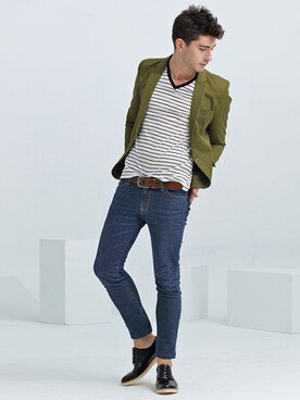 WHILEさんのコーディネート