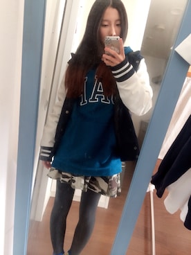 「GAPパーカー」｜「アイテム（ジャケット/アウター）」を使った、葉那さん（レディース・153cm）の冬コーディネート