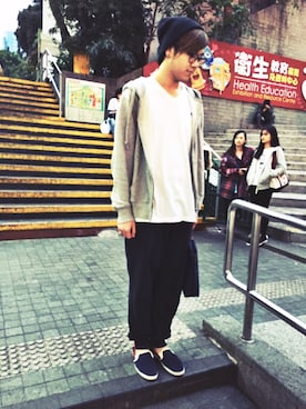 Hin Lockedさんのコーディネート