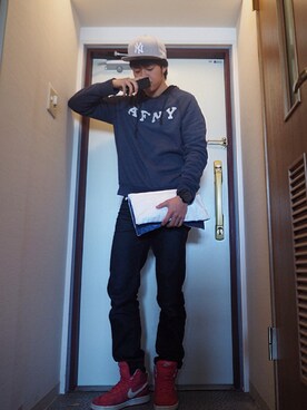 「Abercrombie&Fitch（アバークロンビーアンドフィッチ）のアイテム（ニット/セーター）」を使った、I'm HIROYOSHIさん（メンズ・173cm）の冬コーディネート