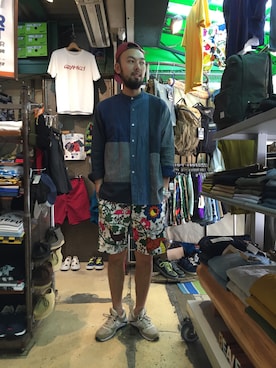 「Saucony（サッカニー）のアイテム」を使った、すずき ともたかさん（メンズ・183cm）の春コーディネート