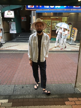 「Chaco（チャコ）のアイテム」を使った、すずき ともたかさん（メンズ・183cm）の夏コーディネート