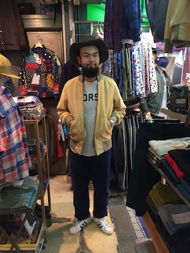 「SKOOKUM（スクーカム）のアイテム（ブルゾン）」を使った、すずき ともたかさん（メンズ・183cm）の秋コーディネート