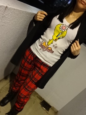 「トゥイーティー」｜「アイテム（パンツ）」を使った、Aya 아야 さん（レディース・159cm）の秋コーディネート